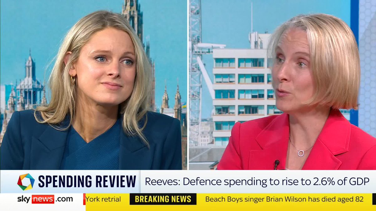 'Does Rachel Reeves have a raincoat?' - Sky's Ali Fortescue Treasury minister Emma Reynolds for Wycombe 🌹 dismisses concerns over the chancellor's economic margins, stating that the government is "banking on growth". #PoliticsHub 📺 Sky 501, Virgin 602 and YouTube