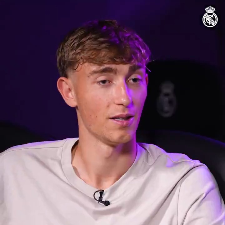 🤍 DEAN HUIJSEN ✖️ RM PLAY SESSIONS 🤍 🍿 ¡La primera entrevista de Dean Huijsen como jugador del Real Madrid! 🎞️ Entrevista completa en exclusiva 👉 RM Play
