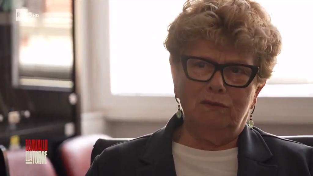“Che non si sia spesa per pronunciare il suo nome come invece l'ha pronunciato con Cecilia Sala è stato un dispiacere, un dolore. Un dolore in più”. Armanda Colussi, la mamma di Alberto Trentini, intervistata da Marco Damilano per #ilcavalloelatorre