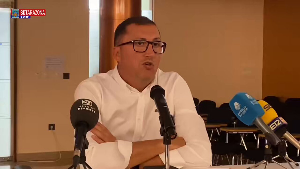 Aniceto Navarro, Presidente de la SD Tarazona, ha analizado en rueda de prensa ante socios y medios la situación deportiva y económica del Club.