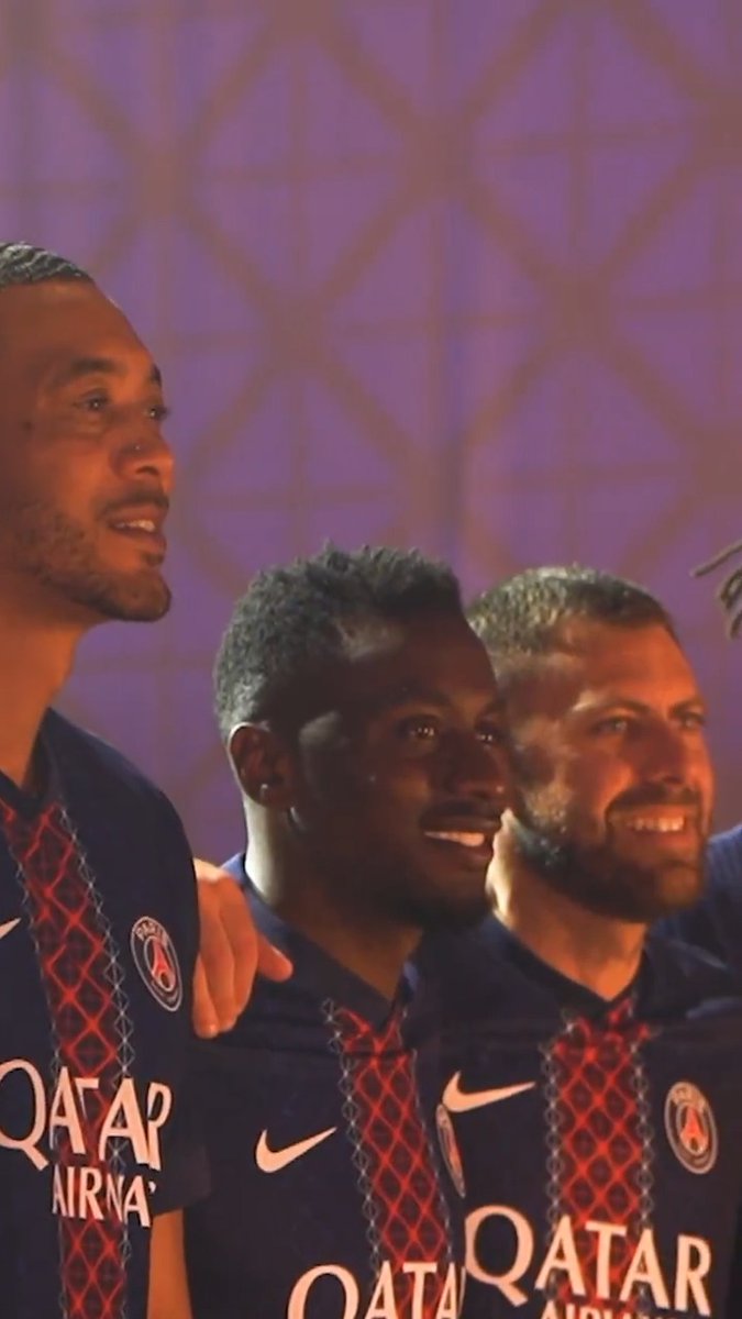Un évènement spécial pour notre nouveau maillot ✨ #ICICESTPARIS