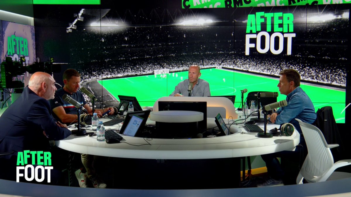 🔵⚪Qu'en est-il du cas Rabiot ? Va-t-il prolonger ? 🎙️ Daniel Riolo a du mal à lire dans le jeu des négociations, différentes sources se contredisent : "Moi j'ai envie de croire l'OM."