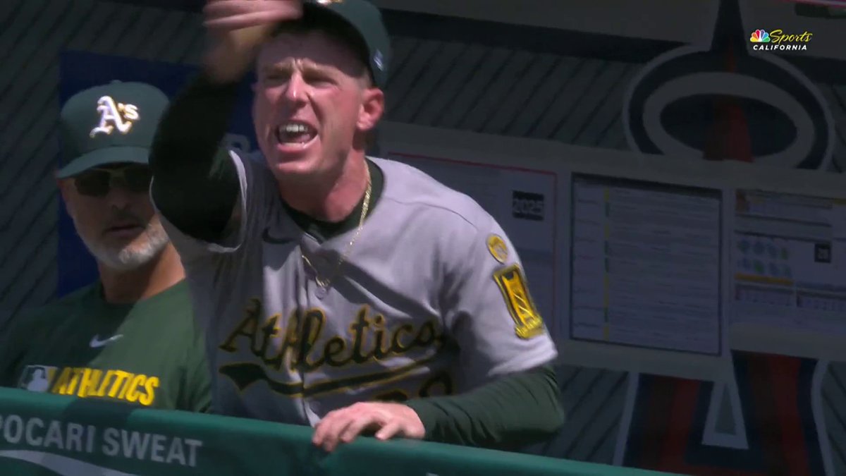 Sears was NOT happy with home plate umpire Gabe Morales after he was pulled from the game 😳