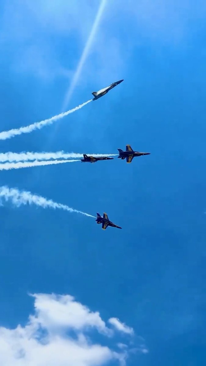 The BEST WEEK OF THE YEAR in Pensacola is just one month away! 💙💛 Who's ready for the Pensacola Beach Airshow featuring the U.S. Navy Blue Angels? #TheWayToBeach #ExperiencePcola #LoveFl