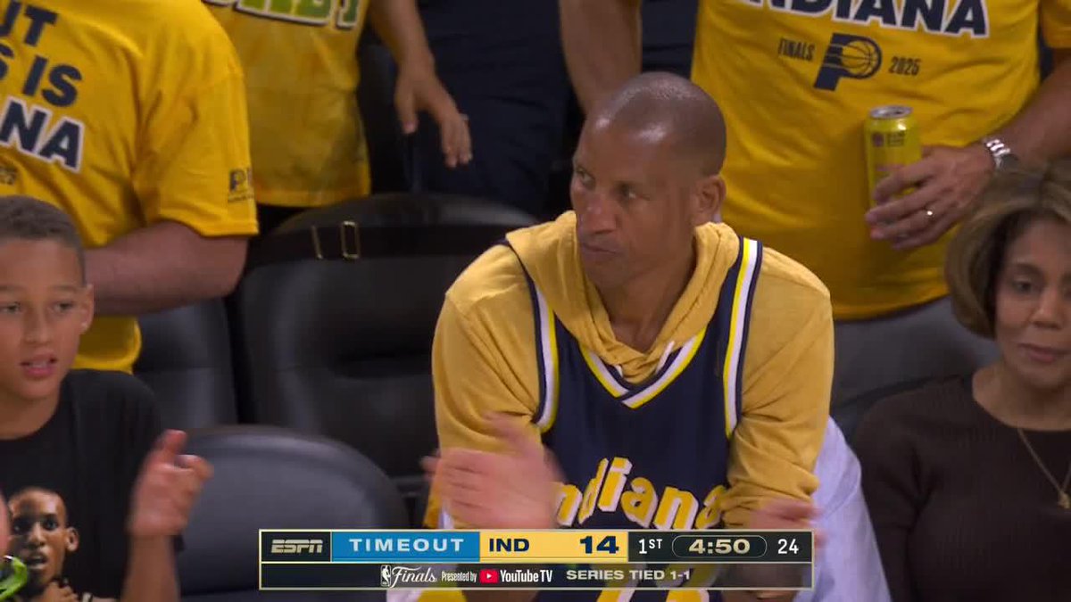 Reggie Miller was loving this Pacers sequence 👏
