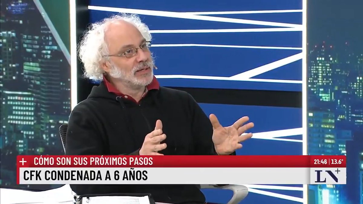 💬 "Cristina no esta bailando, esta temblando porque sabe que perdió". El director de cine Diego Recalde se refirió a las salidas al balcón de la expresidenta y destacó: "Este año pasó algo increíble: el dólar libre y ella presa". 📺 En #MásVerdad con Esteban Trebucq
