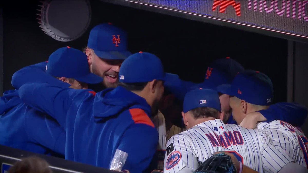 The Mets rotation (including Brandon Nimmo, Tyrone Taylor and Francisco Lindor 😂) jumped around David Peterson in the dugout after his complete-game shutout