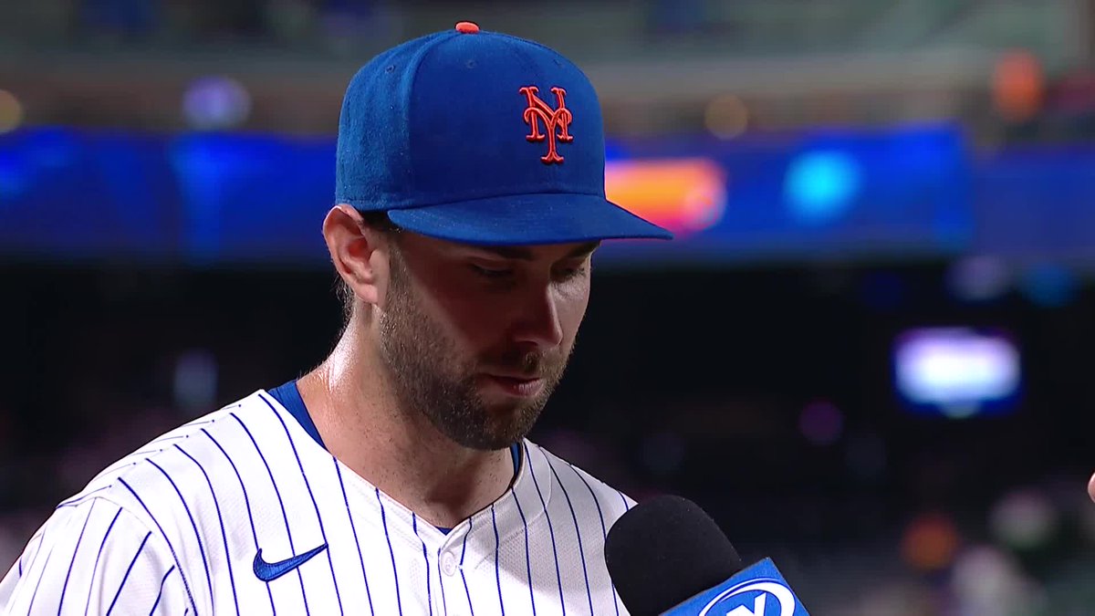 "You guys have been bringing it all year. Keep this energy going. This is an amazing home atmosphere, a playoff atmosphere. Let's keep going!" David Peterson with a message (and a LFGM) for the Citi Field crowd tonight 👏