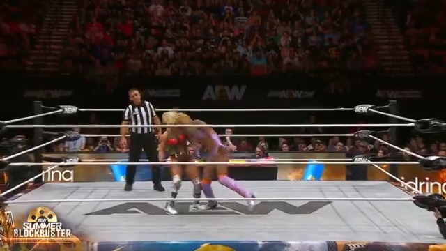 Queen Queen Aminata クィーンアミナタ almost took @Toxic_Thekla's head off! Watch #AEWSummerBlockbuster LIVE on TBS & MAX