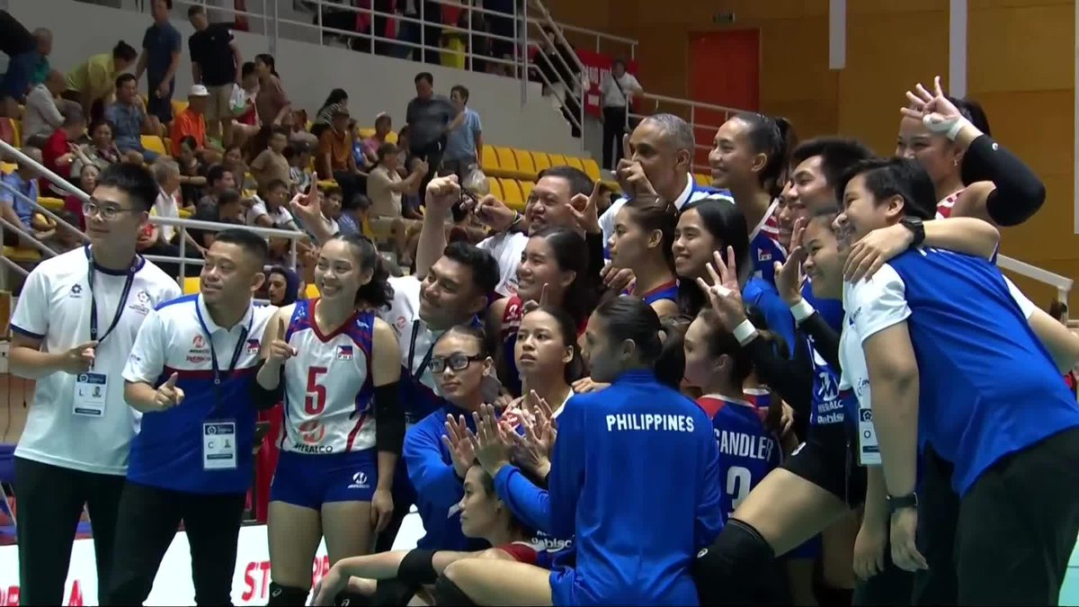 MALIGAYANG ARAW NG KALAYAAN, PILIPINAS 🇵🇭 Bella Belen and Alyssa Solomon team up to seal the deal and sweep previously unbeaten Kazakhstan in Pool B of the 2025 AVC Women’s Volleyball Nations Cup! #AlasPilipinas