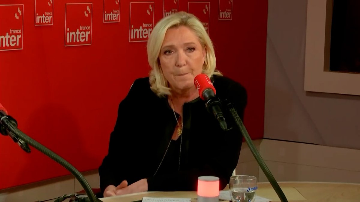Dès lors qu'un individu est pris avec une arme blanche, il faut qu'il aille devant le tribunal correctionnel. Nous devons aussi resacraliser l'intégrité physique en mettant fin aux aménagements de peine, et sortir les élèves violents pour les mettre dans des établissements adaptés à leurs problèmes de discipline.