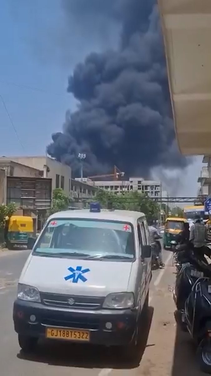 A plane bound for London carrying at least 200 people has crashed in India's northwestern city of Ahmedabad.