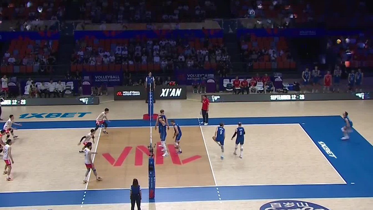 #VNL2025 : CHINA 🇨🇳 3-0 🇷🇸 SERBIA A nail-biting match, but China 🇨🇳, with the home crowd behind them, powered through to sweep Serbia 🇷🇸 and secure their first win back in the #VNL 🤩. 📺 Watch #VNL on VBTV: 🏐 #BePartOfTheGame #volleyball