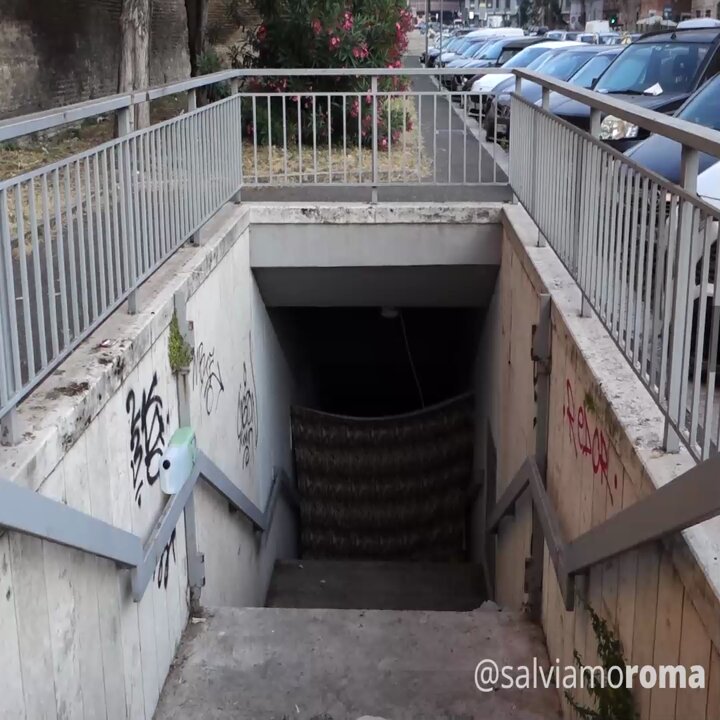 Le Mura Aureliane, costruite tra il 270 e il 275 d.C. dall’imperatore Aureliano per difendere Roma, hanno resistito ai barbari. Non so se resisteranno all’incuria dei nostri tempi. #Roma