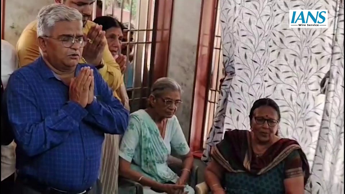 Visuals from the residence of former Gujarat CM Vijay Rupani at Rajkot. We will miss you, Sir 😢