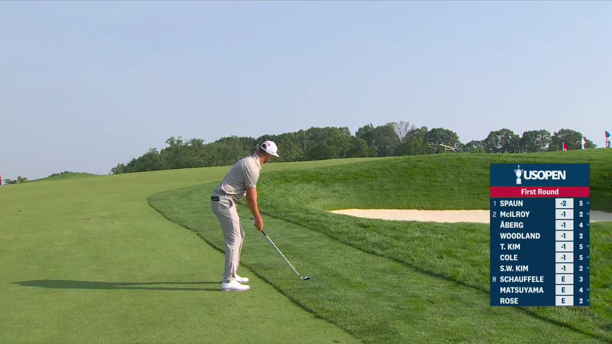 Make it stop, make it drop! Wyndham Clark played it perfectly out of the first cut and came away with a birdie on 3.
