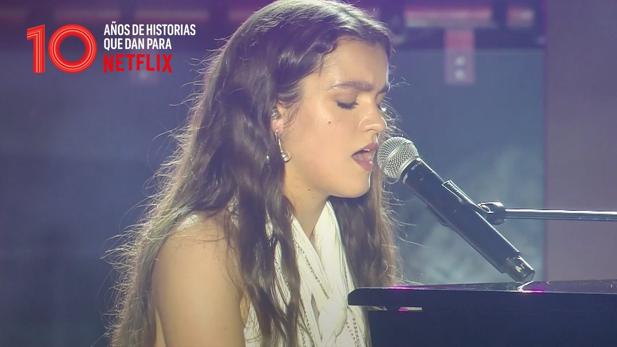 Amaia hizo ayer su versión de la intro de Paquita Salas y seguimos volando. Ay, Amaia 🥹 #DaParaNetflix