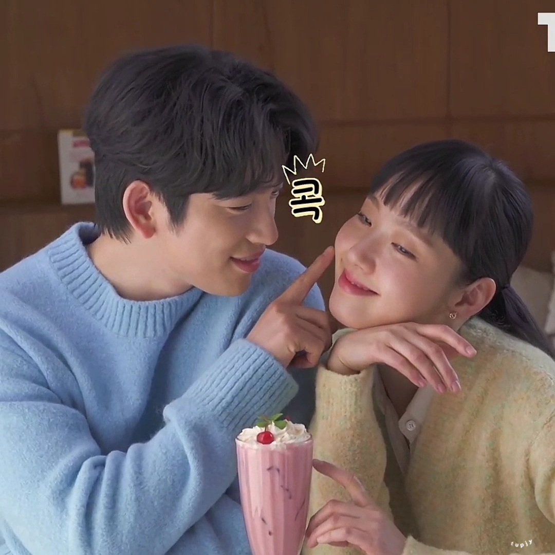 they need #that romcom where they hate each other for 6 episodes straight and then fall stupidly in love..