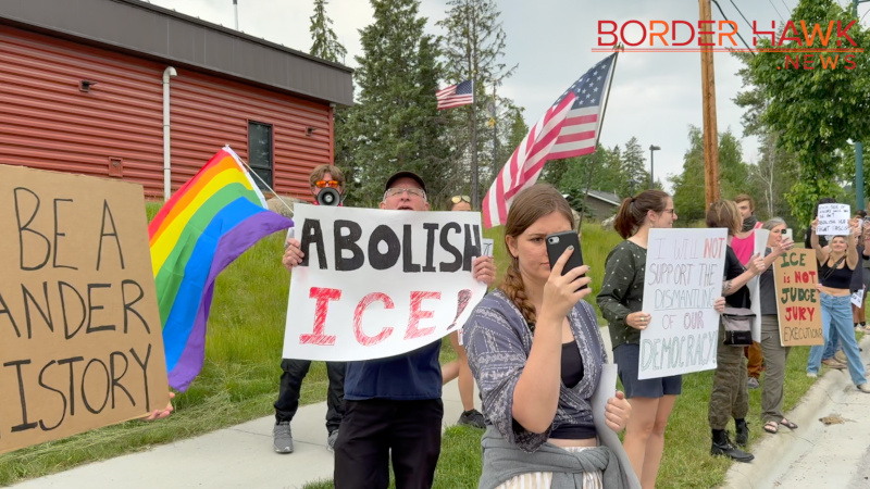 📍Whitefish, MT Border Hawk confronted pro-invasion radicals demonstrating against immigration law enforcement outside Border Patrol's Whitefish Station in Northwest Montana Predictably, Canadians were honking their support for this group . . .