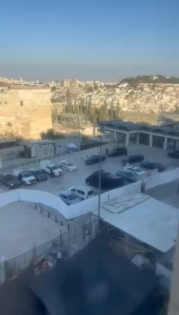 Prime Minister Benjamin Netanyahu - בנימין נתניהו just arrived at the Kotel. Aish roof is closed until after the visit. May he find solace and inspiration there.