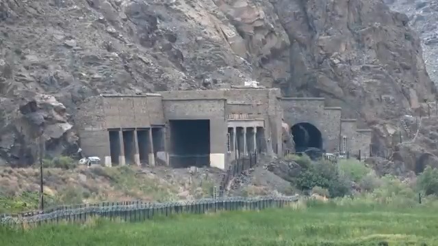 Rising tensions along the border are increasing the risk of new clashes between Armenia and Azerbaijan as they approach a critical juncture in a tortuous peace process