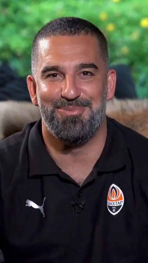 Arda Turan, Shakhtar’ın Youtube kanalına ilk röportajını verdi.