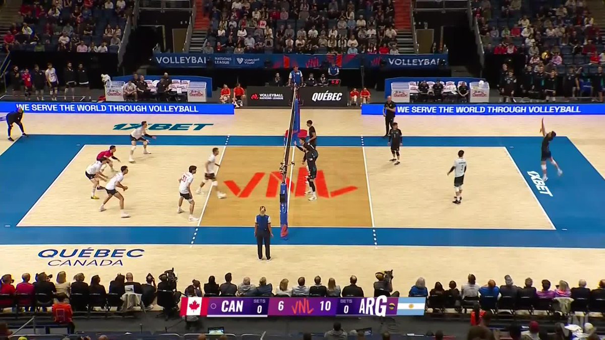 #VNL2025: ARGENTINA TAKE DOWN THE HOSTS 🇦🇷🔥 Argentina 🇦🇷 3-2 🇨🇦 Canada A thrilling win and a standout 25-point performance by Luciano Palonsky lead the team to their second victory at #VNL2025! 💪 📺 Watch #VNL on VBTV: 🏐 #BePartOfTheGame #volleyball
