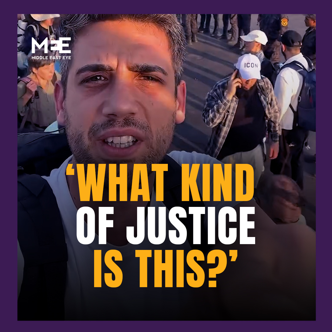 “Look at Egypt, which won’t allow a peaceful march while people are being brutally massacred in Gaza.” Turkish journalist Furkan Caliskan shared the moment Egyptian authorities deported him and dozens of activists on Thursday, ahead of the planned march to the Gaza border