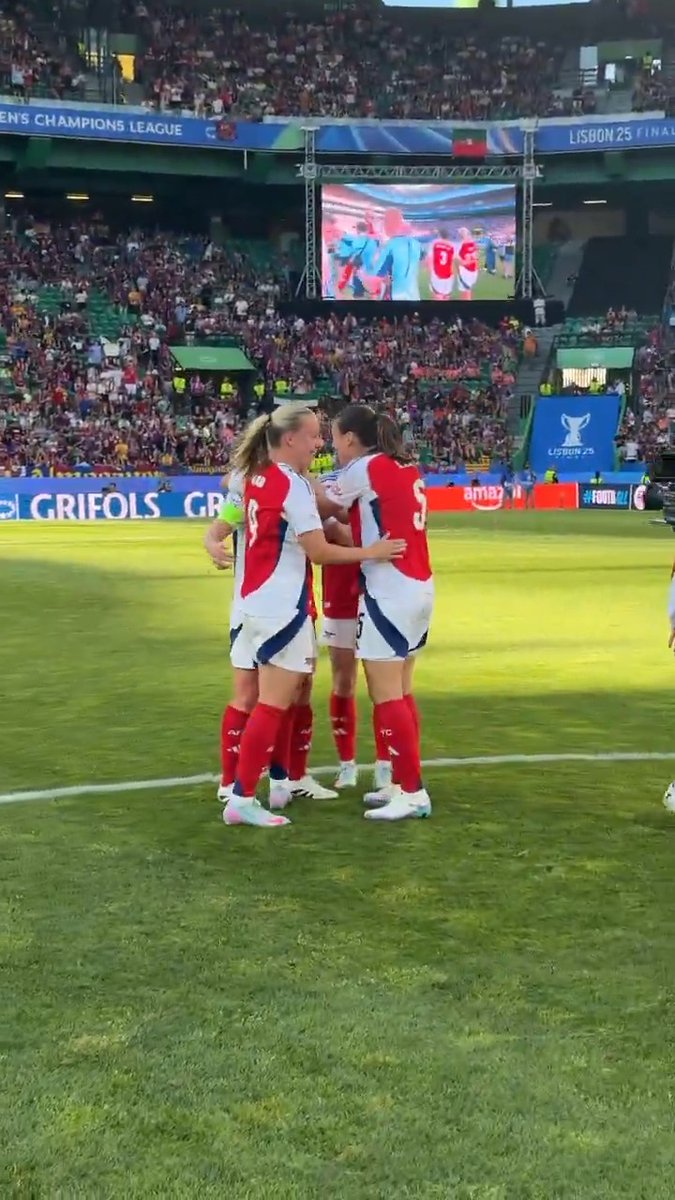 POV: It's time to run onto the pitch because The Arsenal have won the Champions League. Again.