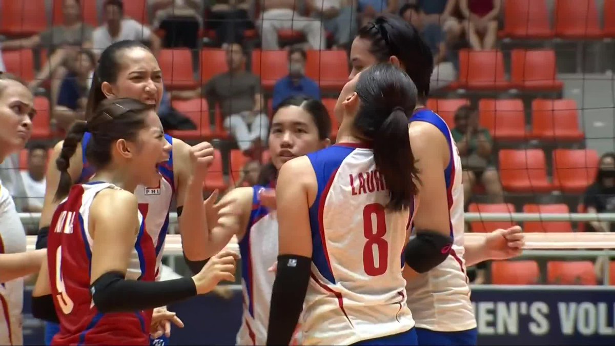 SLEYA IN THE CLUTCH 🔥 Eya Laure is the woman of the hour for Alas Pilipinas, unleashing explosive attacks against Chinese Taipei in the fifth set of the 2025 AVC Women’s Volleyball Nations Cup semifinals! #AlasPilipinas #AVCNationsCup