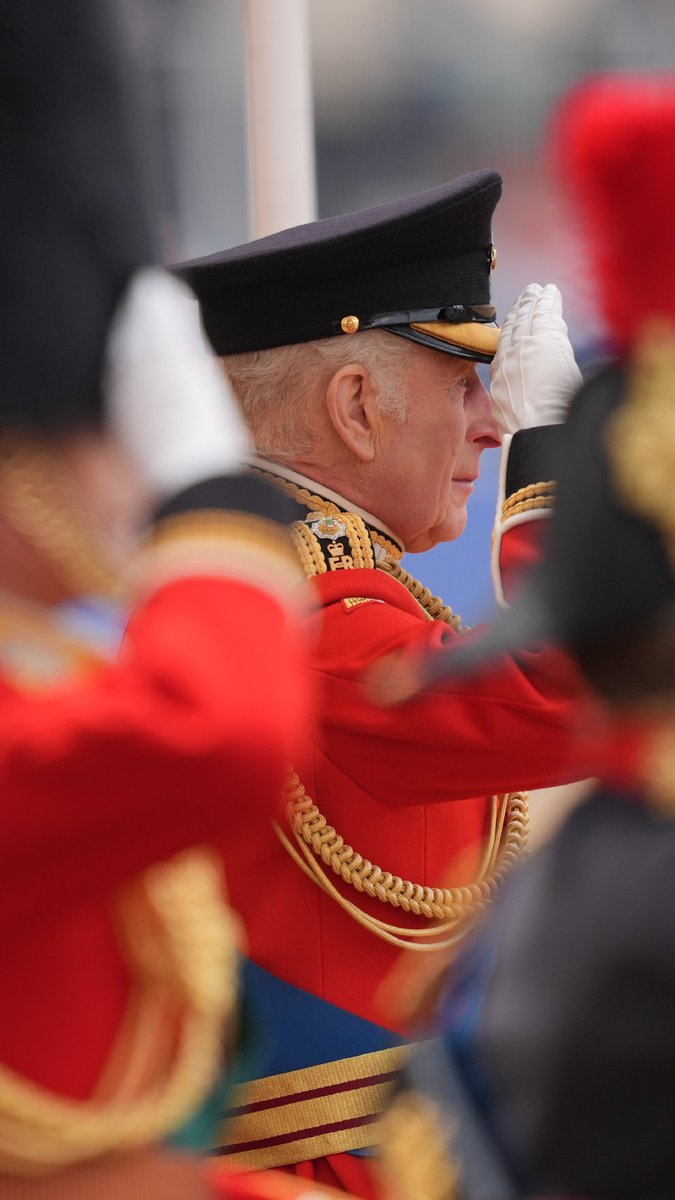🎖️🇬🇧 Ever wondered what Trooping the Colour is all about? From military precision to royal pageantry, here's a quick explainer on one of The Royal Family’s many traditions. Keep an 👀 for coverage of the parade on our channels tomorrow.