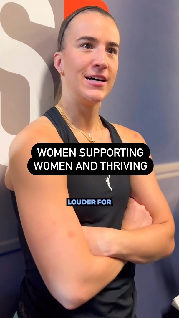 Sabrina Ionescu and Coco Gauff is a POWERFUL friendship. 🎥 WNBA, New York Liberty