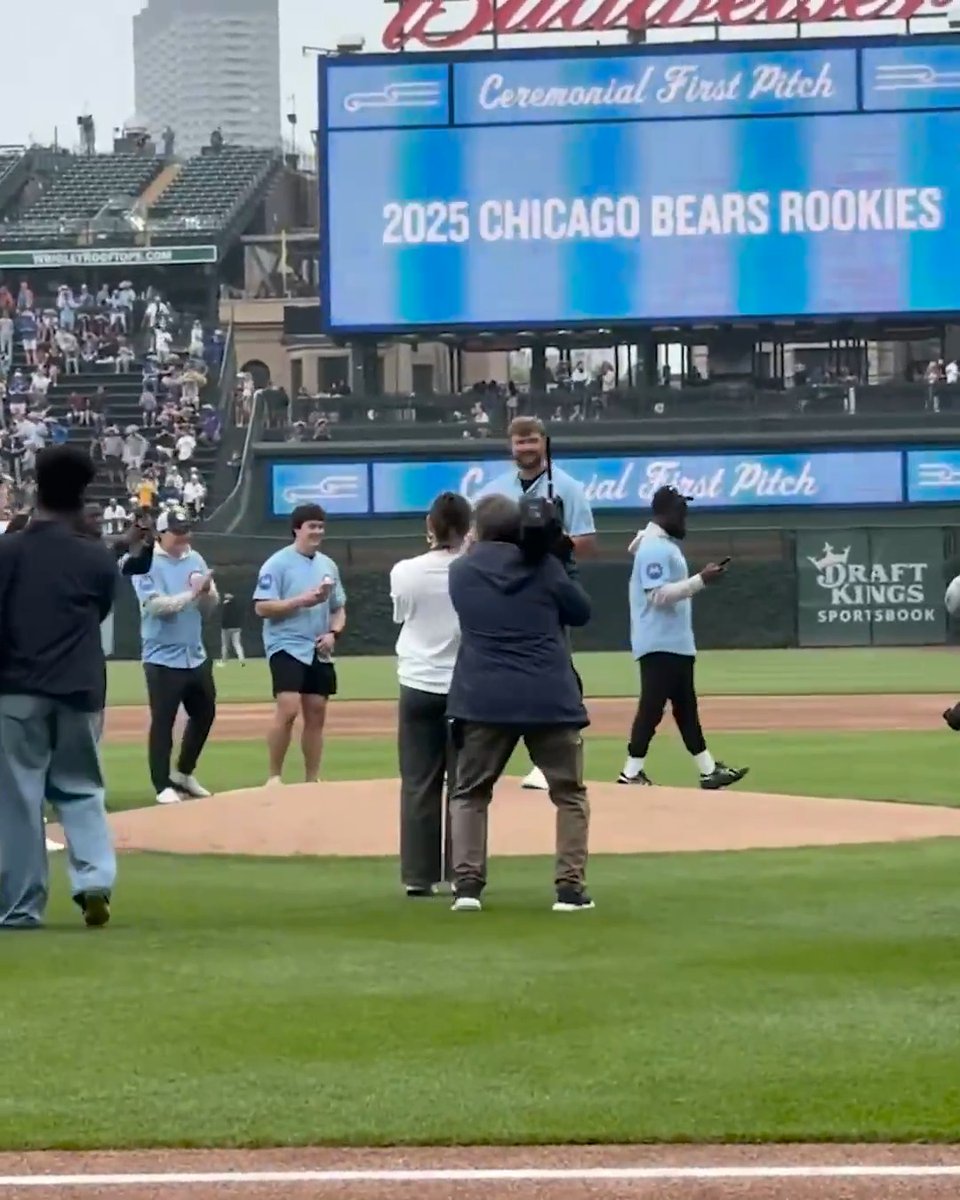 The rookies take Wrigley! Ozzy Trapilo threw out the first pitch at today's Cubs game surrounded by the rest of the Bears's rookie class.