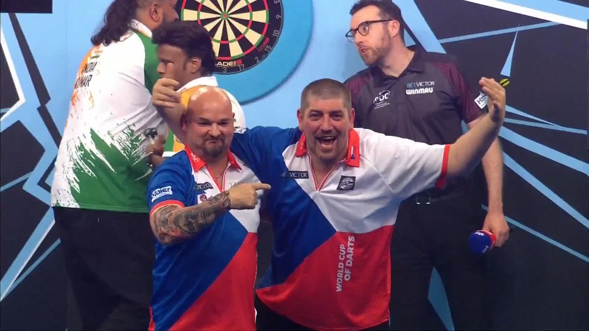Absolute scenes as Petr Krivka loses a tooth amid celebrations as Czechia progress to the last 16 of the World Cup of Darts! 🦷🎊