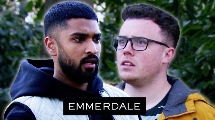 What happens in the woods, stays in the woods 👀 #Emmerdale