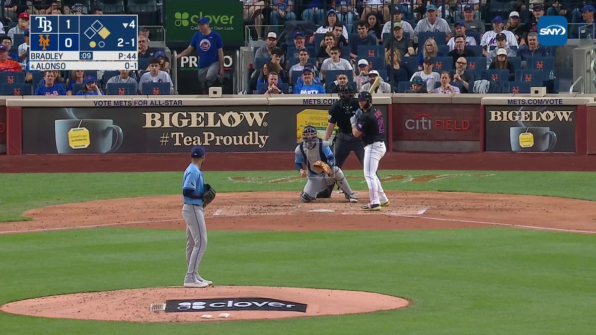 Off the floor, on the board. Pete Alonso hits a double after hitting the deck on the pitch before!