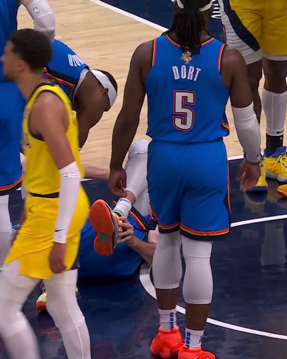 “We need you. Get up.” - Shai to Chet Holmgren. ✊ (via NBA on ESPN)