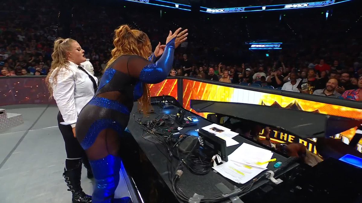 Nia Jax and Slaygent P just sent Jade Cargill FLYING!! 😳 #SmackDown