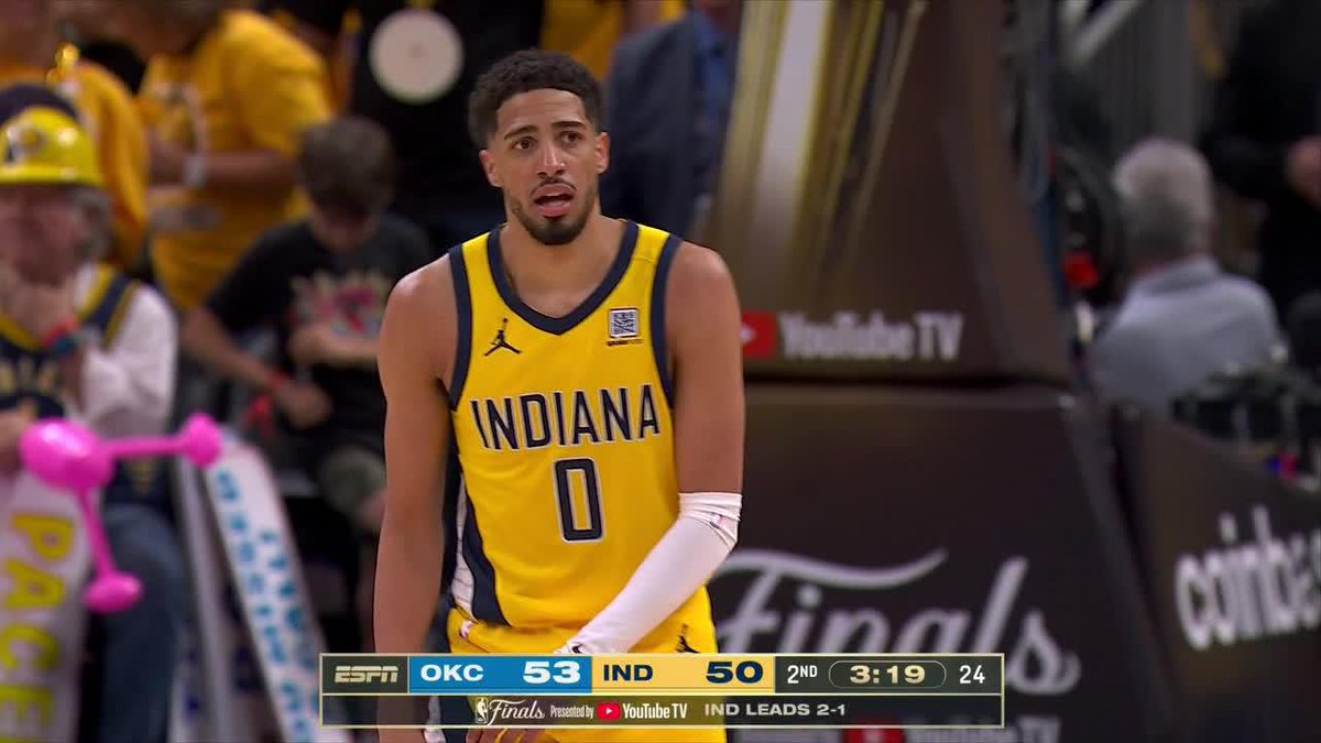 SGA smooth on one end. Hali no-look on the other. Great hoops in Game 4 🍿 #NBAFinals