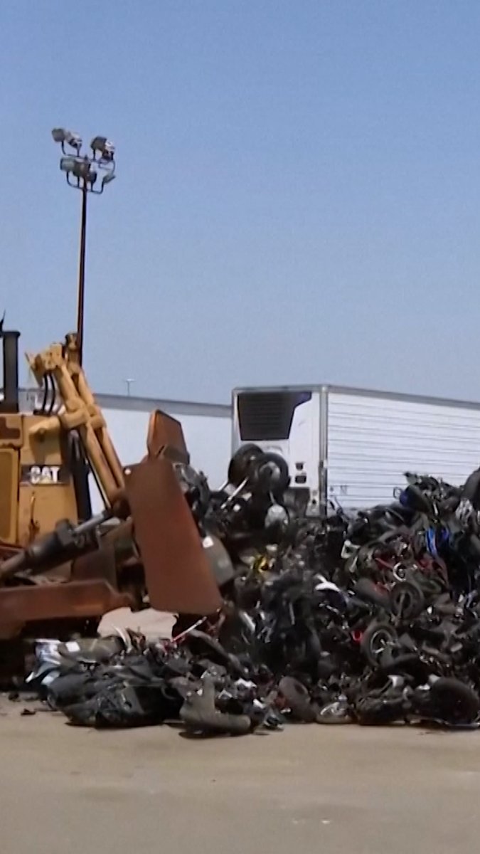The city council of New York wants to flatten 100,000 so-called 'ghost cars.'