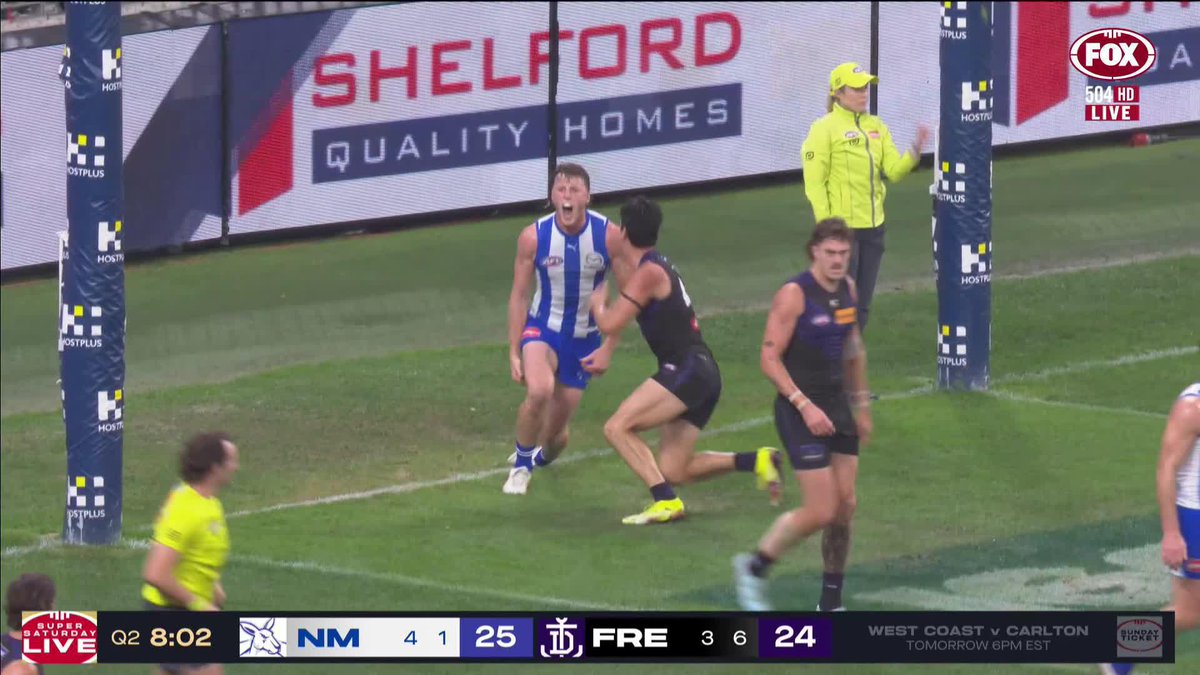 Holding the ball or play on? Nick Larkey might've been hard done by 👀 📺Watch #AFLNorthFreo on ch. 504 or stream on Kayo: ✍️ BLOG: 🔢 MATCH CENTRE: