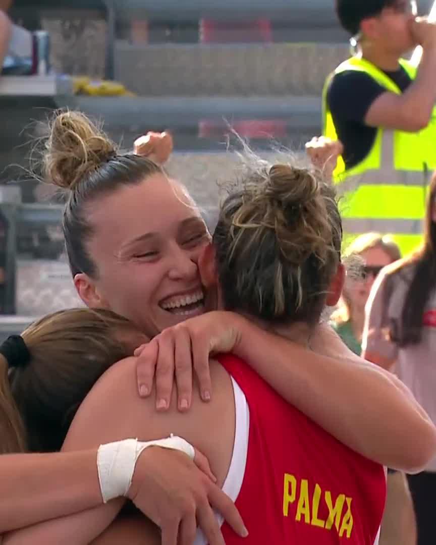 ¡La canasta ganadora de ANNA PALMA en la prórroga para mandar a Madrid🇪🇸 a la final del #3x3WSVienna!