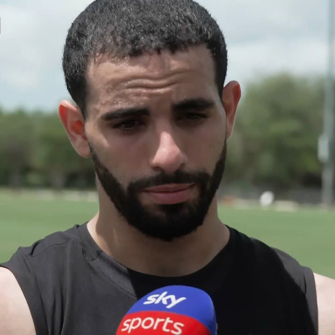 "He's the best manager in the world" 🌍 Rayan Aït-Nouri is excited to work with Pep Guardiola at Man City! 😍
