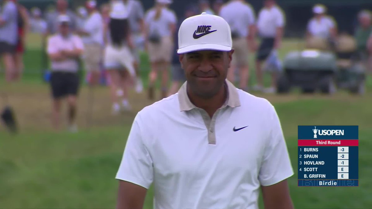 Texas Wedge in Western PA! Finau with the silky touch on No. 10 for 🐥.