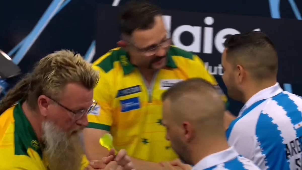 AUSTRALIA EASE INTO THE LAST EIGHT! 🇦🇺 2022 champions Australia breeze into the quarter-finals with a dominant 8-1 victory against Argentina! Argentina's impressive debut campaign comes to a close in Frankfurt... 📺 #WCOD25 | Last 16