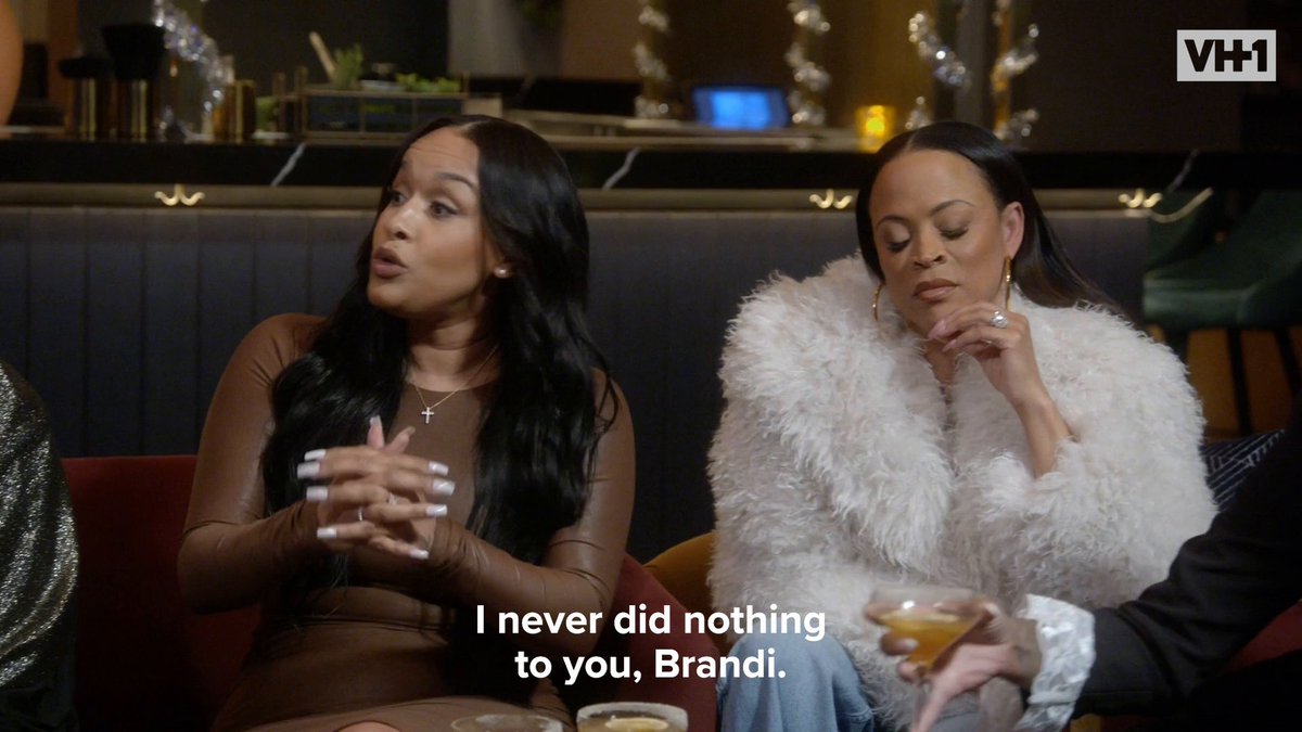 Chantel is trying to clear the air with Brandi 🏀🔥 #BasketballWives