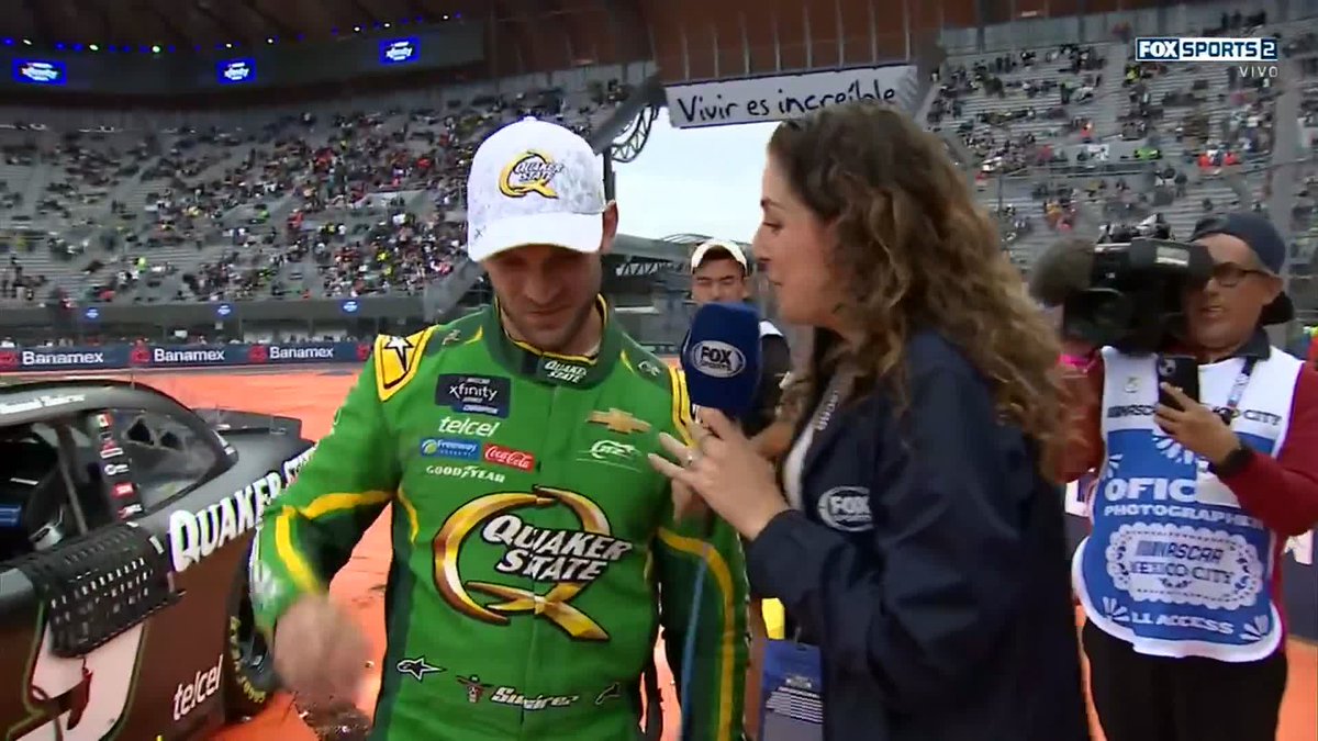 "ME SIENTO MUY BENDECIDO POR TODO EL AMOR DE LA GENTE" 🥹 #NascarxFSMX | Daniel Suárez habló en exclusiva con Giselle Zarur Maccise tras su victoria en México, asegurando que sintió el apoyo de los mexicanos.