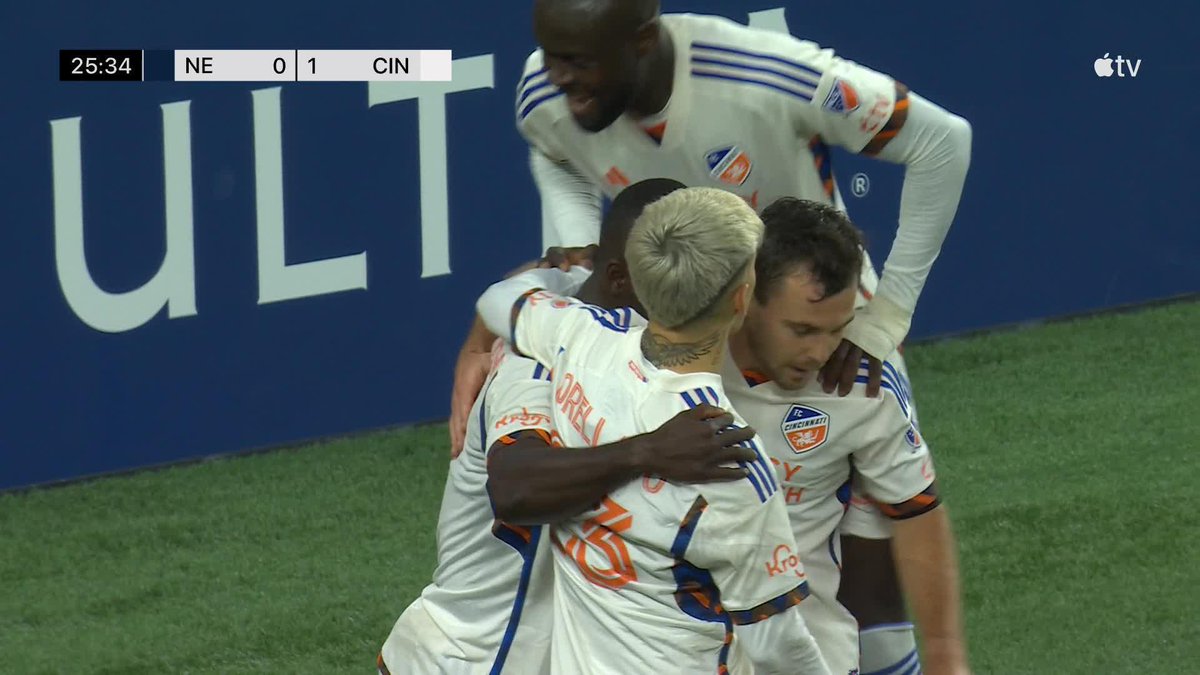 Kévin Denkey puts it away to give FC Cincinnati the lead on the road! 📺 #MLSSeasonPass or Apple TV+: