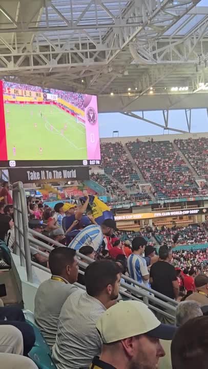 SUENA “DALE BOCA, DALE BO” EN PLENO INTER MIAMI-AL AHLY. 😳🇦🇷