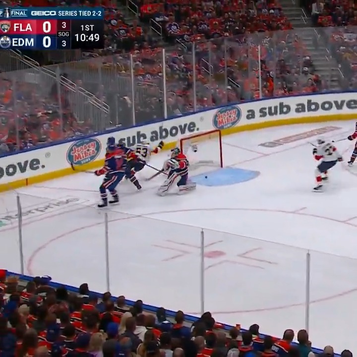 BRAD MARCHAND 🤯 The first goal of Game 5 is an absolute BEAUTY! #StanleyCup 🇺🇸: NHLonTNT &amp; Sports on Max ➡️ 🇨🇦: Sportsnet or stream on Sportsnet+ ➡️